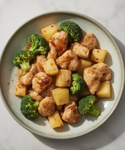 Chicken Stir Fry with Pineapple and Broccoli